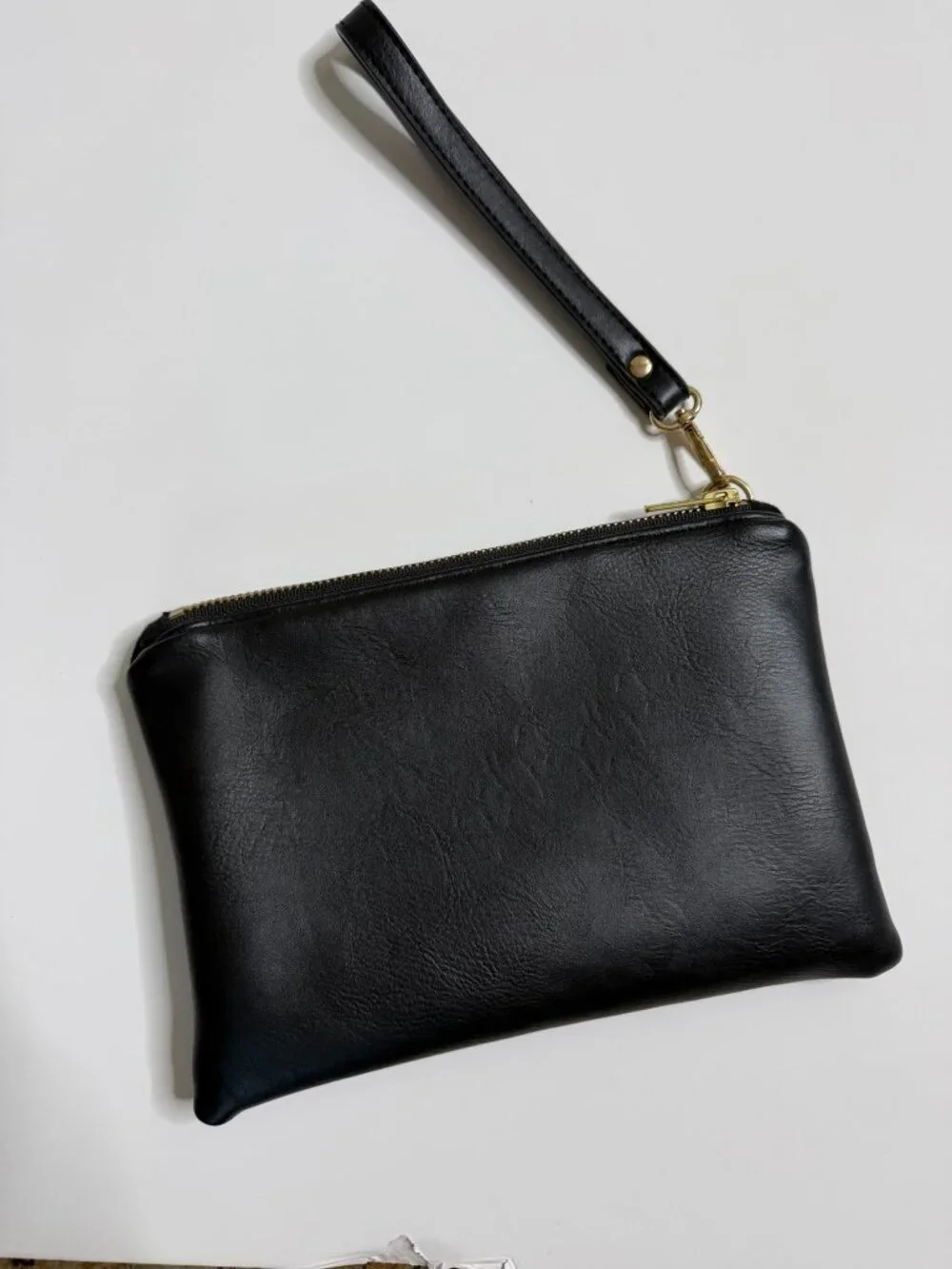 Modern Mackerie classic black